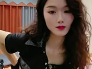 性感尤物美女 吹小泡泡 性感熱舞